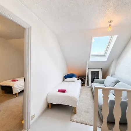 4 Bedroom Townhouse Near Liseberg With Free Parking For Families And Companies غوتنبرغ