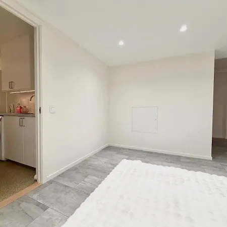 Workers With 5 Bedrooms 8 Beds 2 Bath And Free Parking בית נופש *
