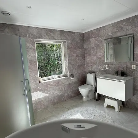 Villa Exclusive And Luxurious With A View Of Nature