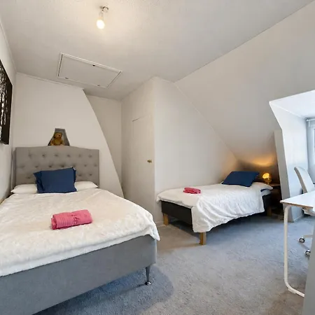 بيت للعطل 4 Bedroom Townhouse Near Liseberg With Free Parking For Families And Companies