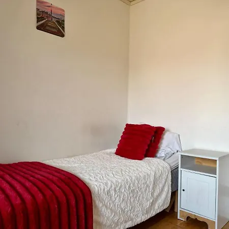 6 Bedroom For Workers With Free Parking