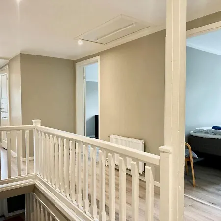10 Bedroom Workers With Free Parking * גטבורג