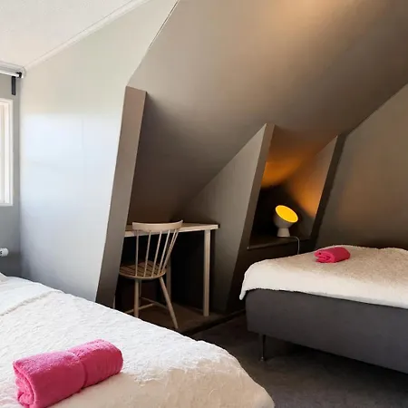 بيت للعطل 4 Bedroom Townhouse Near Liseberg With Free Parking For Families And Companies *