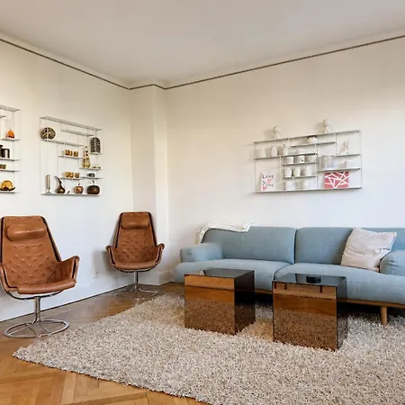 4 Bedroom Townhouse Near Liseberg With Free Parking For Families And Companies