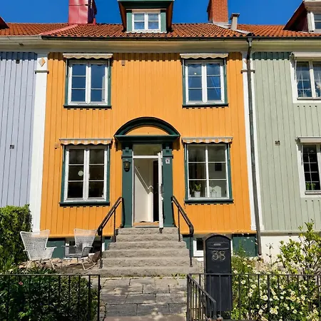 بيت للعطل 4 Bedroom Townhouse Near Liseberg With Free Parking For Families And Companies