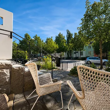 4 Bedroom Townhouse Near Liseberg With Free Parking For Families And Companies بيت للعطل غوتنبرغ