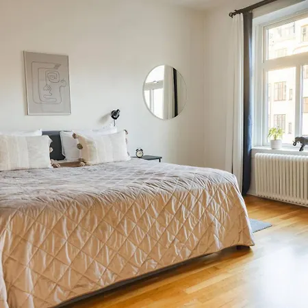 Location Comfy King Bed & Workspace Coffee Apartmán Göteborg