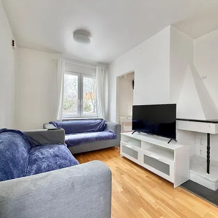 3 Bedroom With 6 Beds For Workers And Families Free Parking Göteborg
