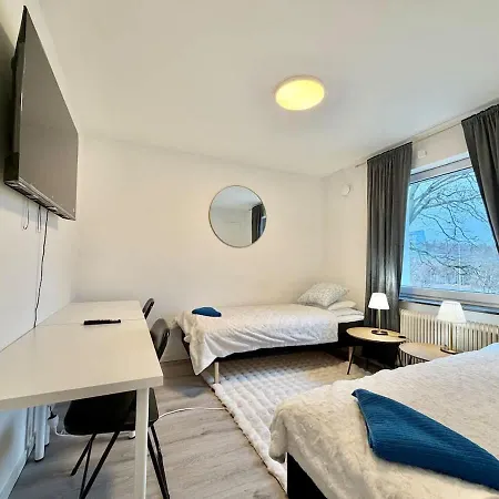 For Workers With 4 Bedrooms Free Parking And Tv In Each