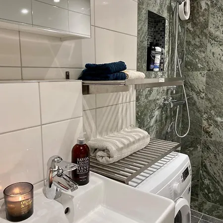 Luxury 15 Min From Center Of شقة غوتنبرغ