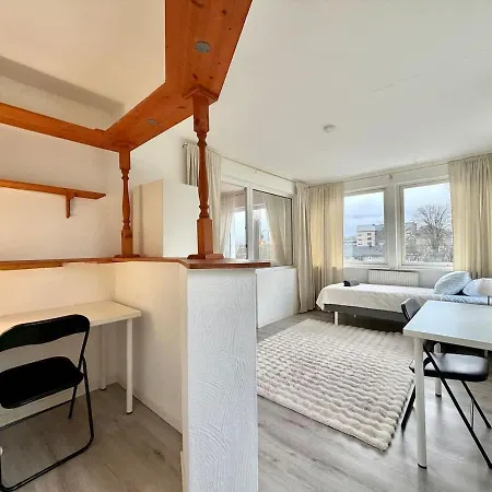 Apartmán 5 Bedroom With Tv In Each Near Volvo With Free Parking