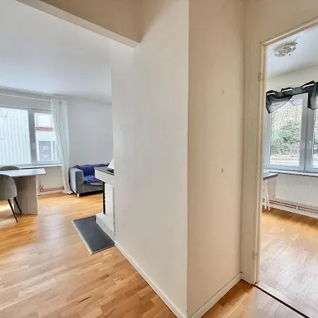 3 Bedroom With 6 Beds For Workers And Families Free Parking