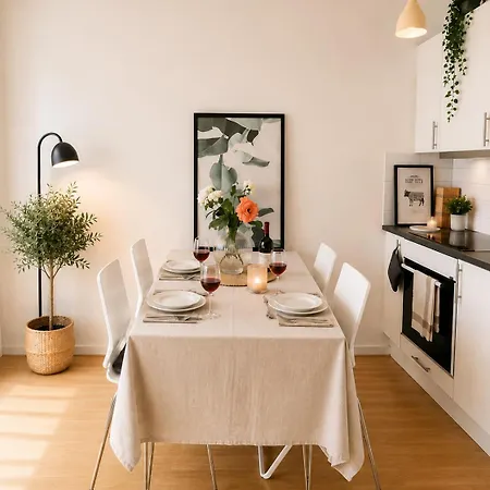 Qville 1br