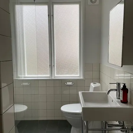 Lägenhet 1930s With Private Patio Near Liseberg Göteborg