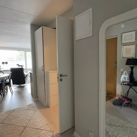 One Bedroom Apartment *