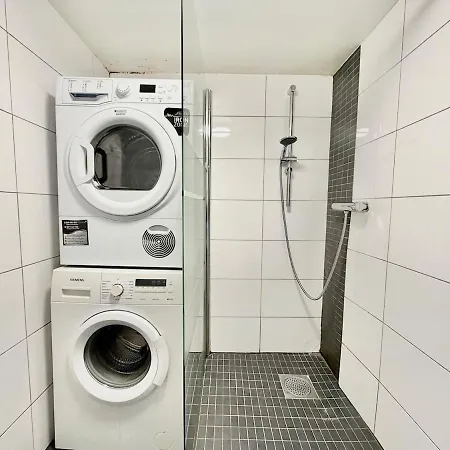 2 Bedroom With 4 Beds For Workers Near Volvo Free Parking