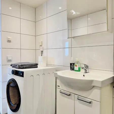 2 Bedroom With 4 Beds For Workers And Families
