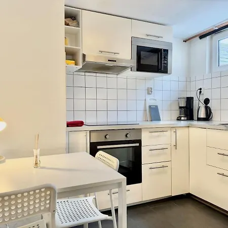 2 Bedroom With 4 Beds For Workers Near Volvo Free Parking * Göteborg