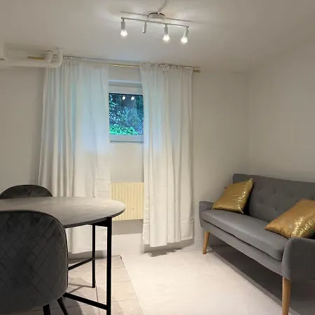 2 Bedroom With 4 Beds For Workers Near Volvo Free Parking Göteborg