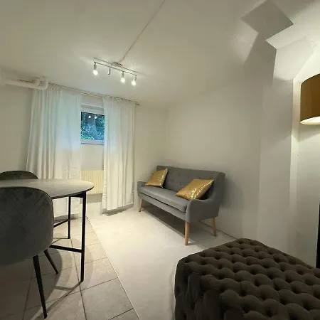 Apartmán 2 Bedroom With 4 Beds For Workers Near Volvo Free Parking