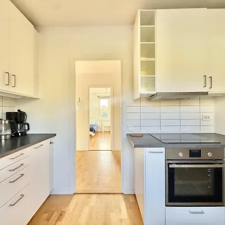 3 Bedroom With 6 Beds For Workers And Families Free Parking