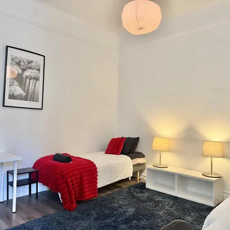 Vasagatan 2-bed Apartment, 4 Beds & 4 Desks 2 Min To Avenyn Apartmán *