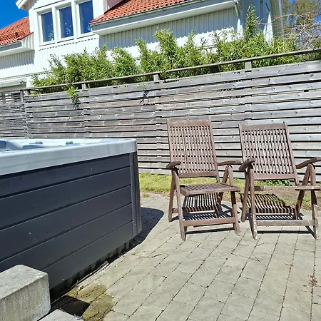 아파트 Very Comfortable Tiny House Close To Froelunda Shopping And 예테보리