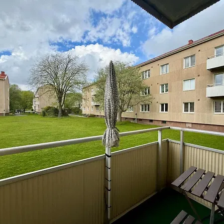 Workers & Family Homes Modern 2br With Free Parking 10 Min To Volvo Apartmán *