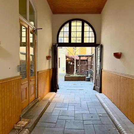 Vasagatan 2-bed Apartment, 4 Beds & 4 Desks 2 Min To Avenyn Apartmán Göteborg
