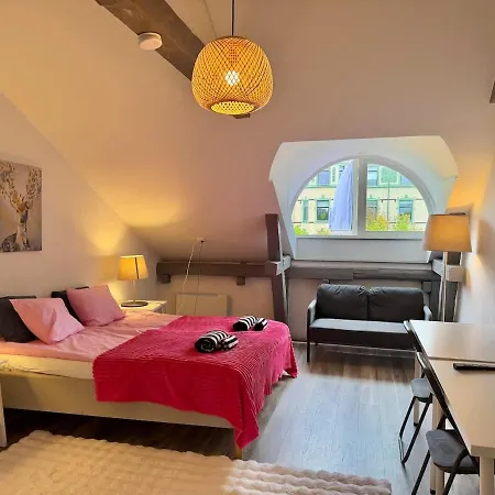 Workers And Family 7 Private Bedrooms Sleeps 16 * Göteborg