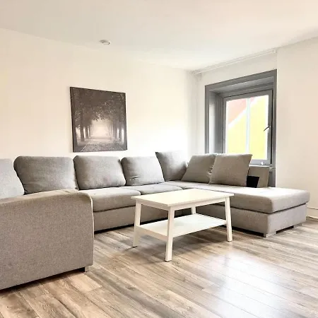 Workers And Family 7 Private Bedrooms Sleeps 16 Apartmán *