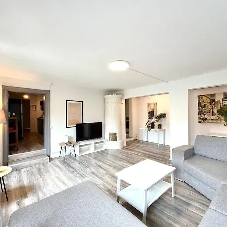 Workers And Family 7 Private Bedrooms Sleeps 16