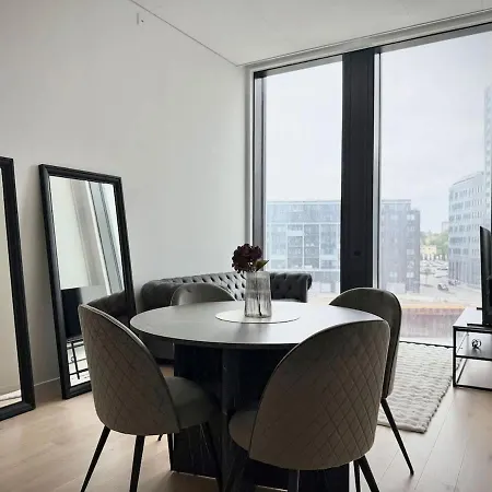 Apartmán Luxury 2 Bedroom With Access To & Gym