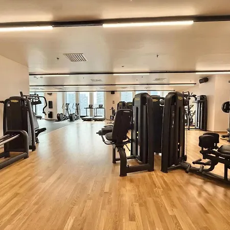Daire Luxury 2 Bedroom With Access To & Gym *