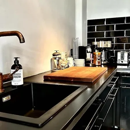 Luxury In The Heart Of Apartmán Göteborg