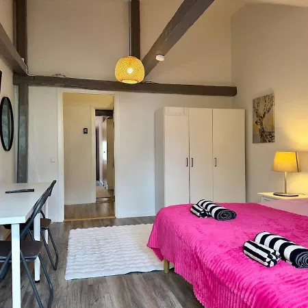 Workers And Family 7 Private Bedrooms Sleeps 16