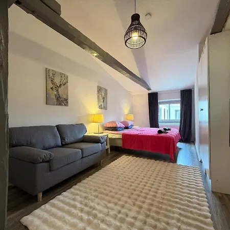 Workers And Family 7 Private Bedrooms Sleeps 16 *
