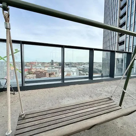 Luxury 2 Bedroom With Access To & Gym Apartmán *