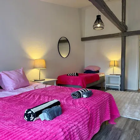 Workers And Family 7 Private Bedrooms Sleeps 16