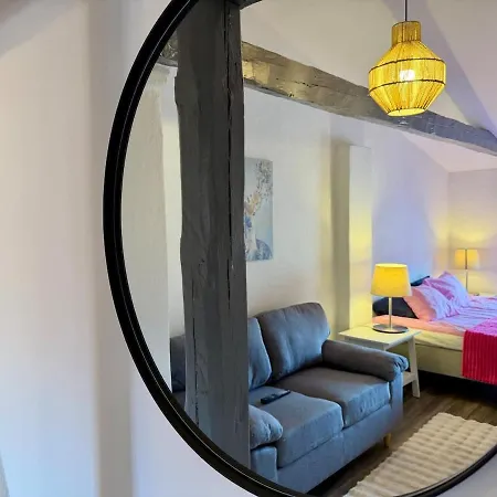 Apartmán Workers And Family 7 Private Bedrooms Sleeps 16