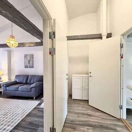 Workers And Family 7 Private Bedrooms Sleeps 16 * Göteborg