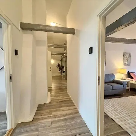 Workers And Family 7 Private Bedrooms Sleeps 16 Apartmán