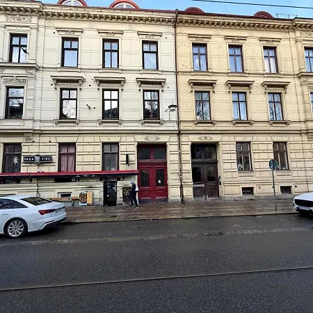 Apartmán Workers And Family 7 Private Bedrooms Sleeps 16