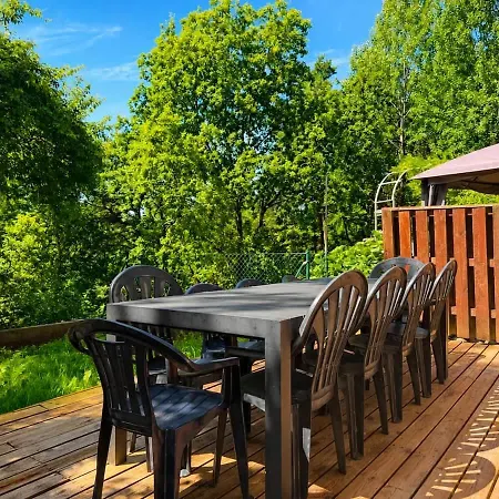 3 Floor With 6 Bedrooms For Workers Near Volvo *
