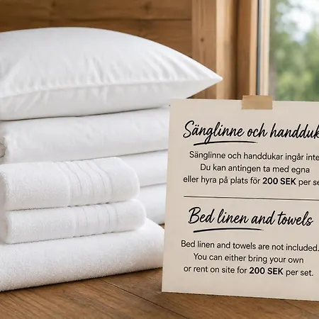 Hotel Treetop Hangout &