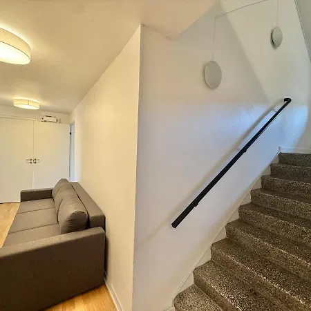 Apartment 2 Floor For 6 People With 2 Bathrooms Close To And Volvo Gothenburg