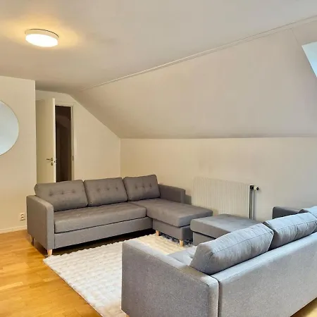 Apartment 2 Floor For 6 People With 2 Bathrooms Close To And Volvo Gothenburg