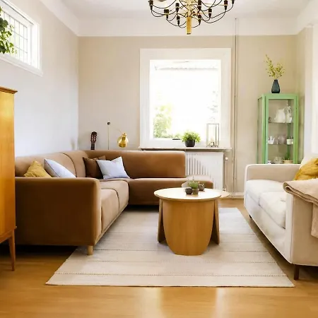 Premium Family & Company Near Liseberg With 5 Bedrooms And Free Parking Casa vacanze Goteborg