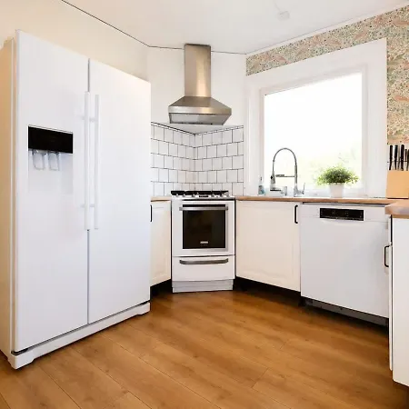 Premium Family & Company Near Liseberg With 5 Bedrooms And Free Parking Casa vacanze *