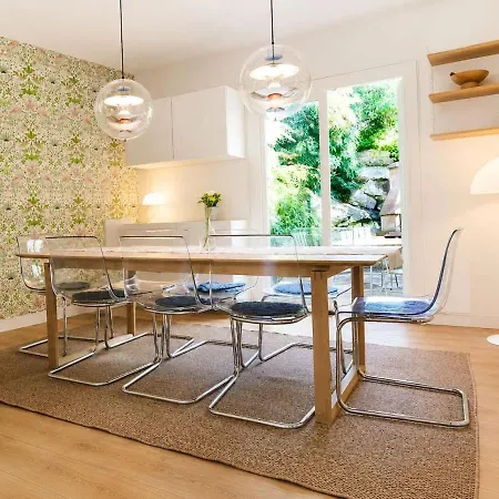 Casa vacanze Premium Family & Company Near Liseberg With 5 Bedrooms And Free Parking *